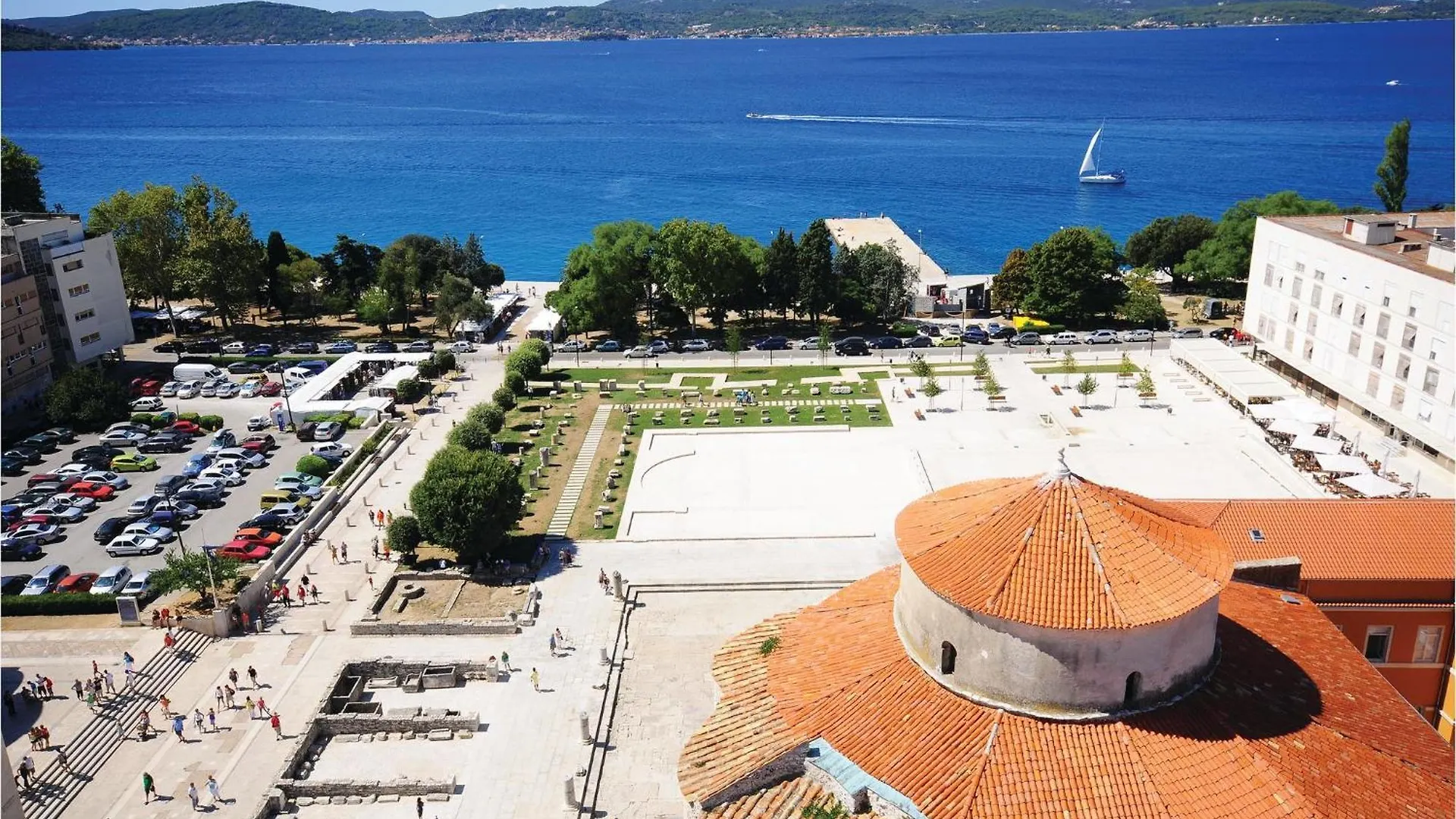 1 Bedroom Beautiful Apartment In Zadar 0*,