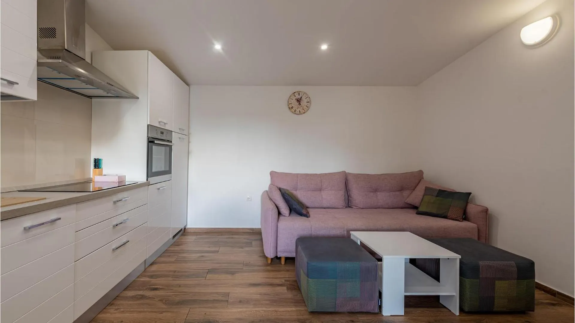 1 Bedroom Beautiful Apartment In Zadar 0*,